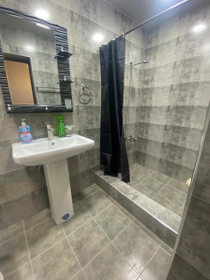 2 Cosy Apartment In Townhouse Near Airport Evn Geghanist  ภายนอก รูปภาพ